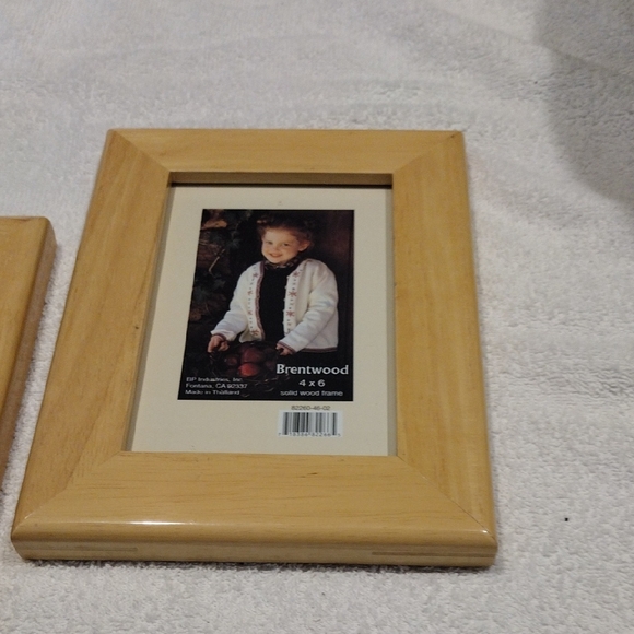 Brentwood Tan Picture Frame Set with Clean Lines and Satin Finish - Picture 2 of 5